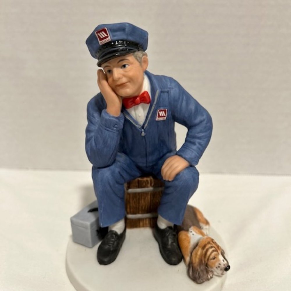 MAYTAG TECH FIGURINE
